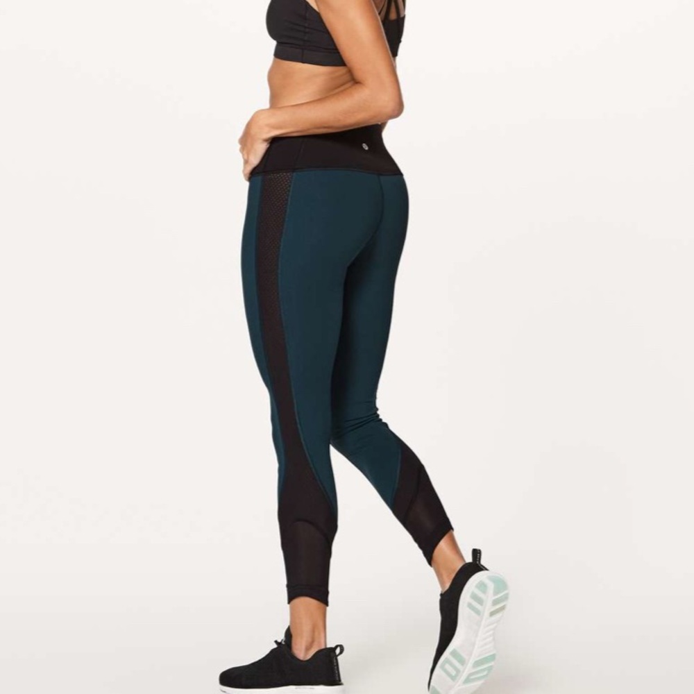 Lululemon Ready Set Go 7/8 Tight (25") Legging Submarine / Black - Picture 2 of 11